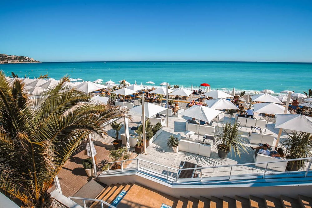 VIP Beach Club & Fine Dining Experiences