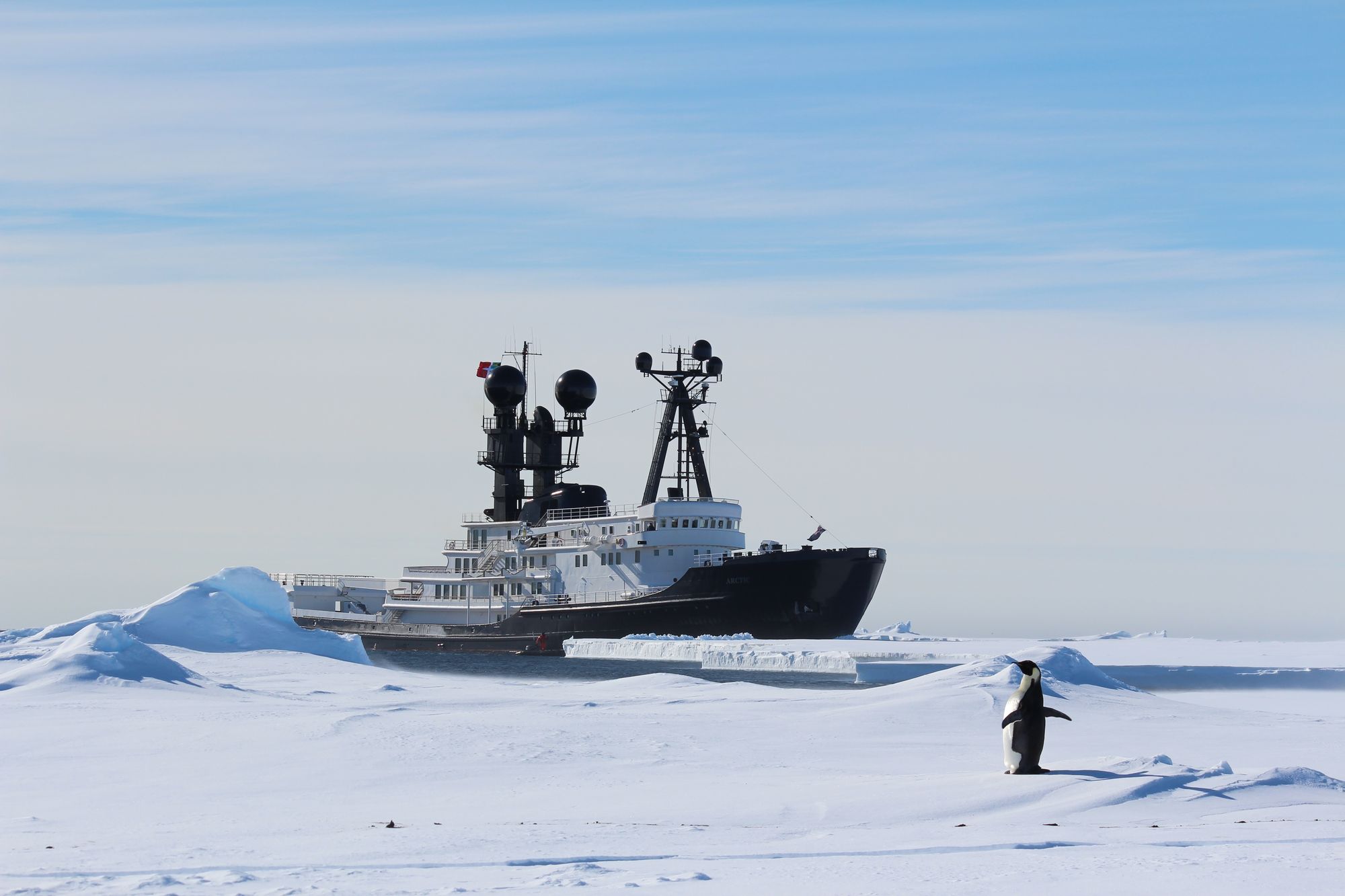 ARCTIC among glaciers and ice, adventure at any latitude