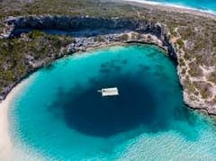 Dean’s Blue Hole
