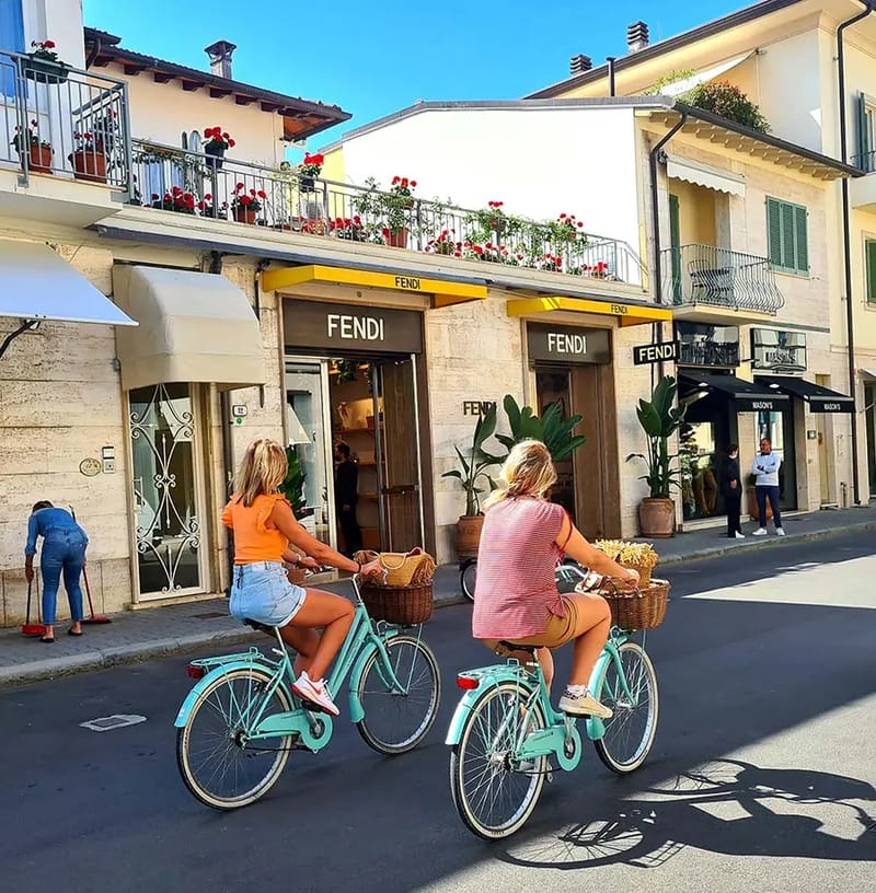 Promenade Cycling