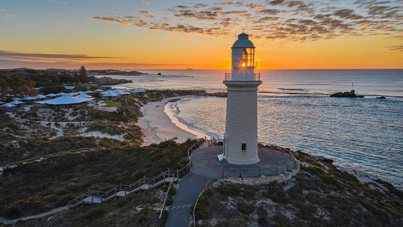 Wadjemup Lighthouse Hike