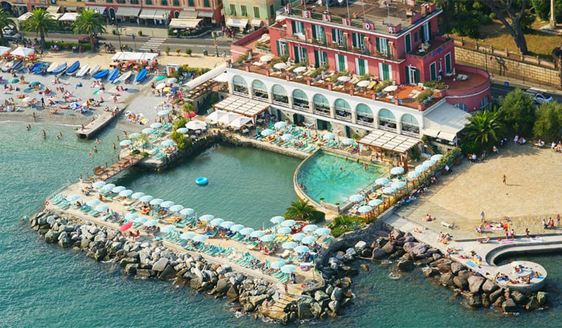 Santa Beach Club