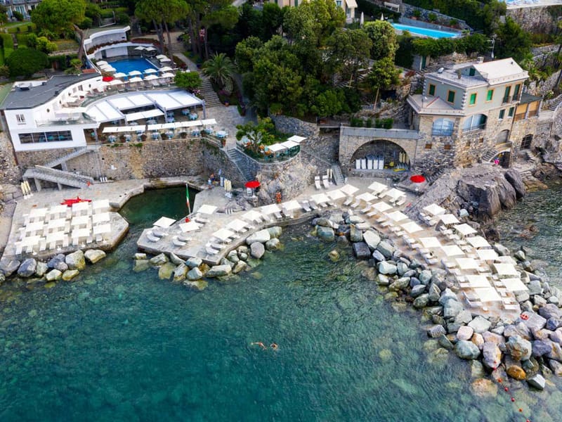 Skipper Beach Club